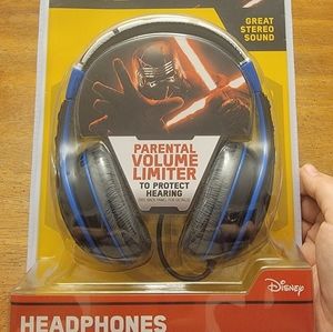 Star Wars Headphones- New in Package